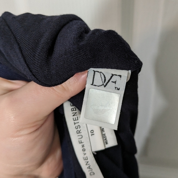 New DVF Diane Von Furstenberg Scotia Navy Blue Eyelash Lace Pencil Skirt Size 10 - Picture 9 of 10